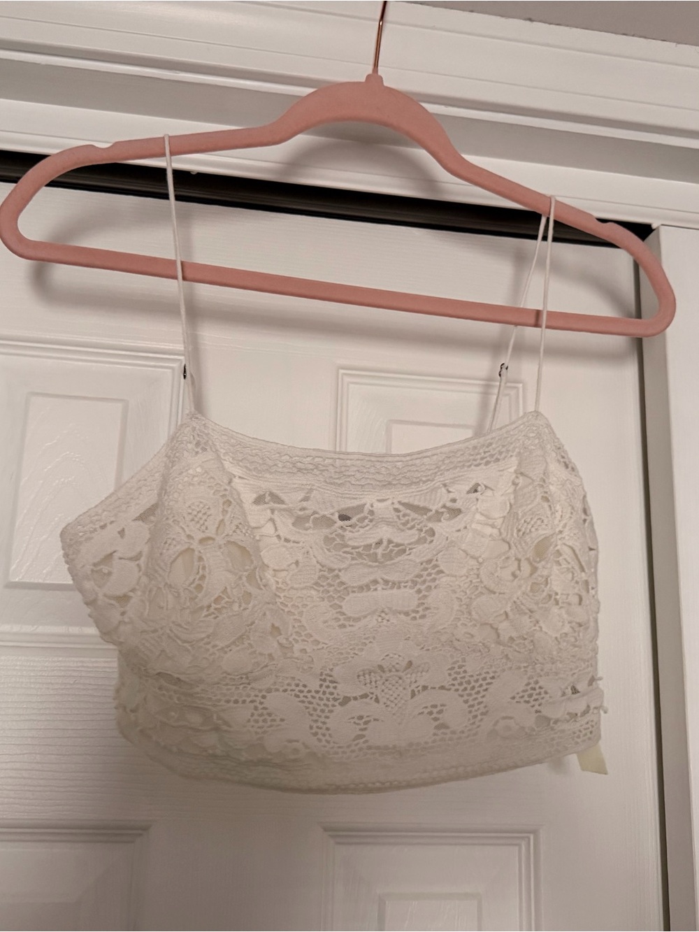 Free People White Lace Cropped Tank Top